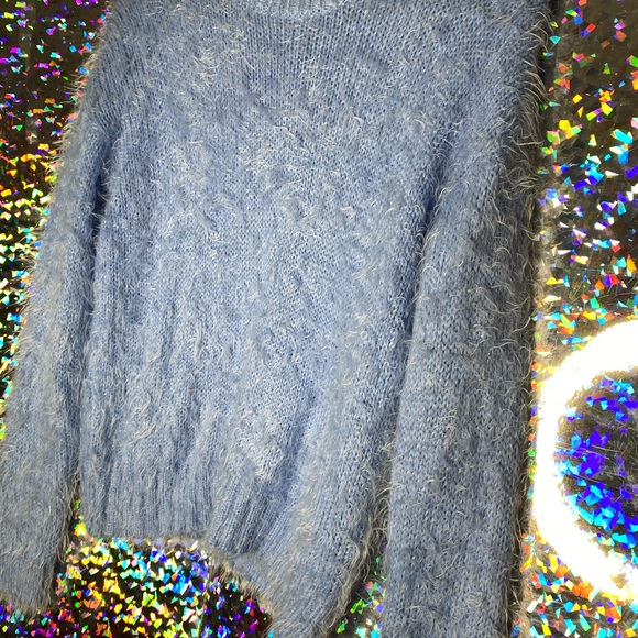 ❄️Baby blue fuzzy sweater❄️ - Picture 4 of 8